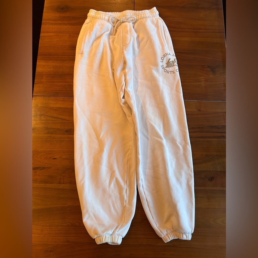 Lorna Jane women’s white sweatpants